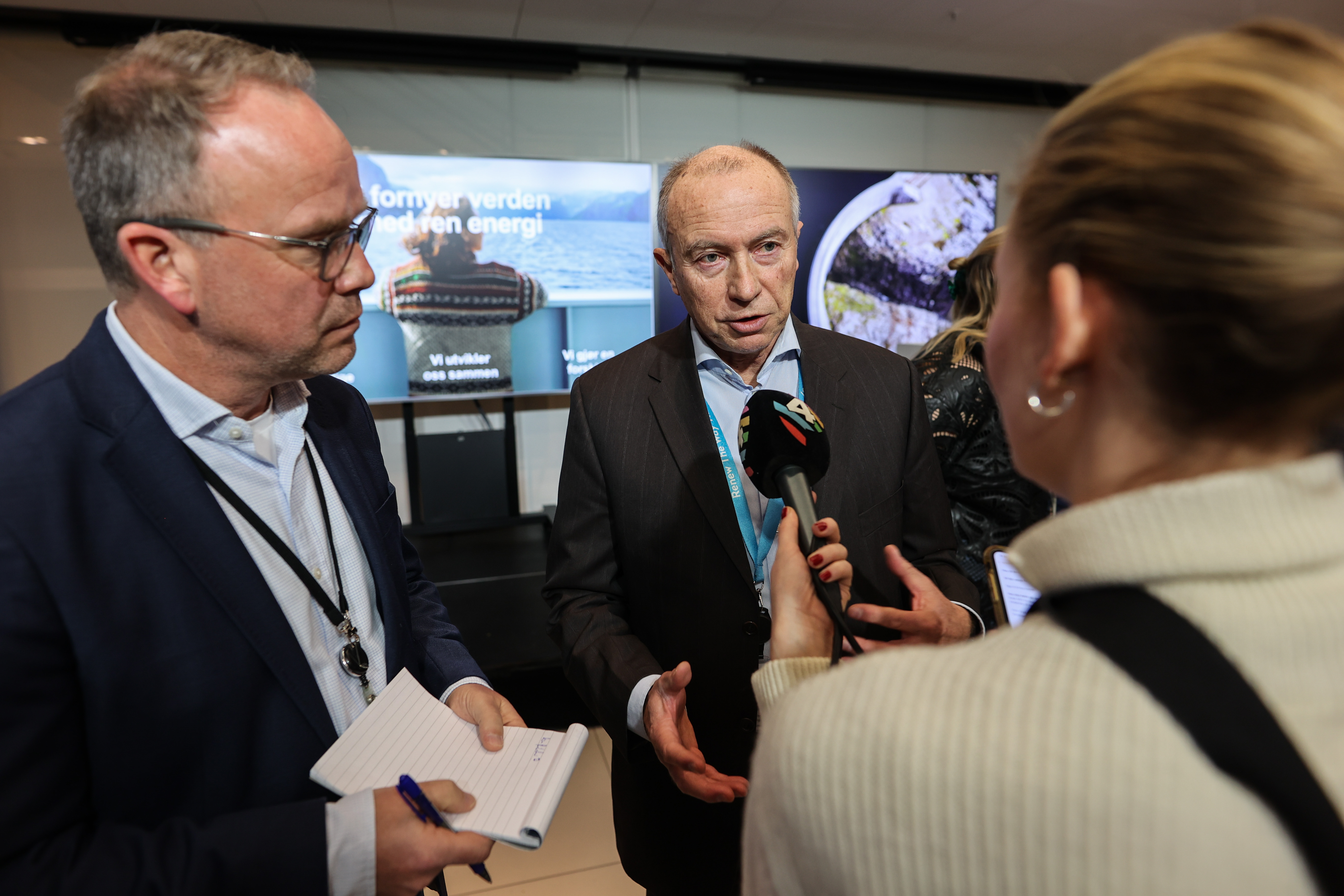 Statkraft's CEO being interviewed by a journalist